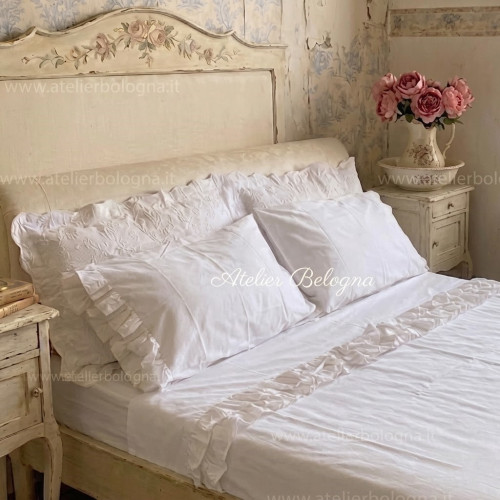 Completo letto con rouche bianco, Atelier Bologna, Made in Italy, Blanc Mariclò, Luxury