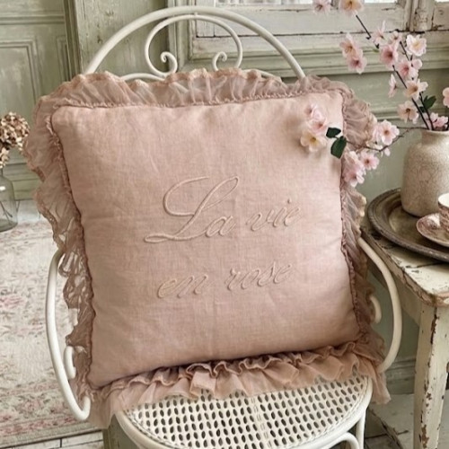 Cuscino La vie en rose Peonia, Atelier Bologna, Made in Italy, Opificio dei Sogni, Blanc Mariclò, Luxury